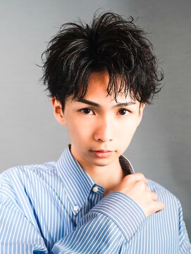 アルファ 新宿(alpha) フェザーパーマ/刈り上げセンターパート/サーフカール[新宿]