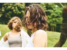 大人女性に高支持率「重ねる度に髪が綺麗になる」創りすぎないヘアと常に最新のアイテムで最上級の仕上がり