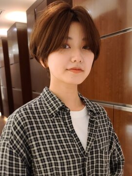 ビュートリアム 青山(BEAUTRIUM) ショートボブ小顔カット大人ヘア髪質改善30代40代50代表参道青山