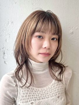 マカロニコースト(macaroni coast) 前髪ありミディアムレイヤーデザインカラーアンブレラカラー