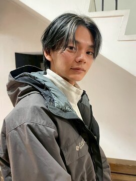 サボ(sabo) 韓国マッシュ/センターパート/フェザーパーマ/ブルーブラック