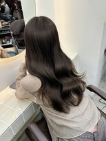 リラ バイ ミラ 新宿(LILA by MILA)&nbsp;オリーブベージュ/オリーブカラー/ブラウンベージュ/ヨシンモリ