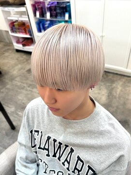 シア 新越谷店(SHEER) ブリーチ2～3回ホワイト