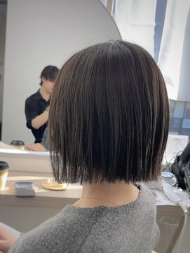 ティエル 町田店(tiel) 【町田】丸くないタッセルボブ×グレージュ