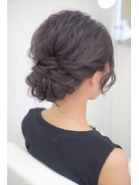 リサ 恵比寿(risa.)&nbsp;ウェーブのシニヨンスタイル