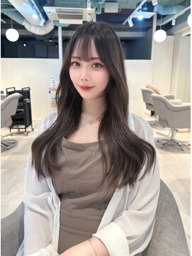 マインバイアフロートギンザ(MYNE by AFLOAT GINZA) レイヤーカット/くびれヘア/おくれ毛/アッシュベージュ