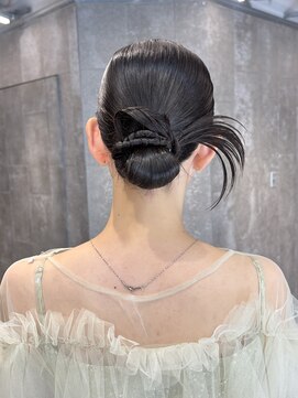 ピークアブー 原宿ハラカド(PEEK-A-BOO) ヘアセット 結婚式ヘア お呼ばれヘア タイトヘア カチモリ