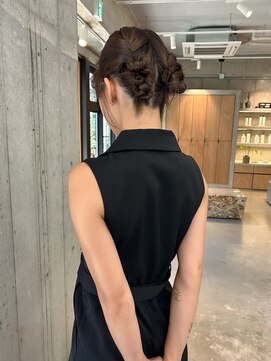 オムズポカ 栄矢場町店(OM's poka) ツインシニヨン/アシンメトリー/ヘアセット/お呼ばれヘア