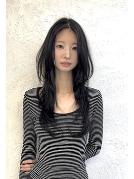 アナ ラーナ(Anna Lanna) ロングレイヤー ワンカールパーマ 韓国ヘア 大人レイヤー