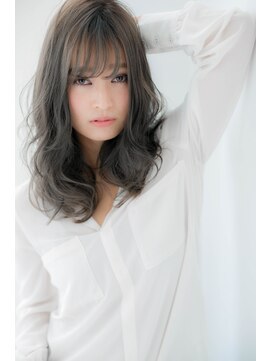 ローレン(LOREN) ＊LOREN＊大人アンニュイグレージュ抜け感ウェーブセミロング