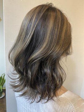 イソラブル(ISOLA-blu) 【ISOLA-blu】コントラストベージュ