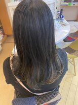 ヘアー バイ ミーズ(hair by Mii’s) インナー/カーキブルー