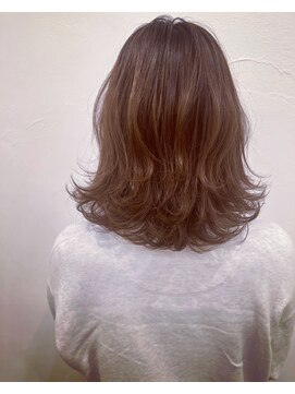 ポルム パプリカ(polum paprika) 丸顔似合う前髪なし外ハネデジタルパーマS字ウェーブ20代30代