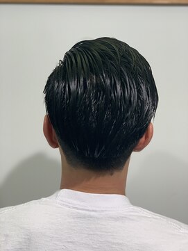 イイナヘアガレージ(117) 【117hairgarage】スキンフェード_メンズスタイル