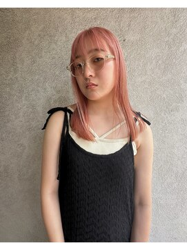 ムジーク(Musiiik) ケアブリーチでピンクベージュ