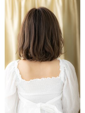 カバーヘアアンドスパ ブリス 浦和(COVER HAIR&SPA bliss) 抜け感ツートーンカラー韓国風ボブウルフTb3浦和20代30代40代