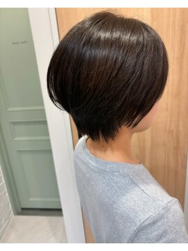 フィーカ(fika) ショートボブ