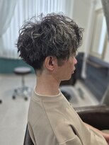 サン(Sun.)&nbsp;【全年齢】ツイストスパイラルパーマ