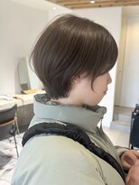 スリー(three.)&nbsp;【three.】ナチュラルショート/丸みショートボブ/耳かけショート