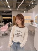 カジュアル外ハネミディアムボブ