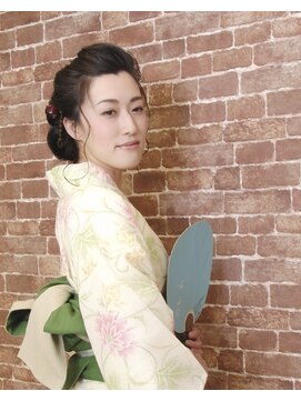 あだち美容室 アンフローリア(en fleurir) レトロワンロール★浴衣ヘアー
