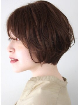 サーカス バイ ビュートリアム 青山(CIRCUS by BEAUTRIUM) 手入れ簡単　大人の小顔ショートボブ