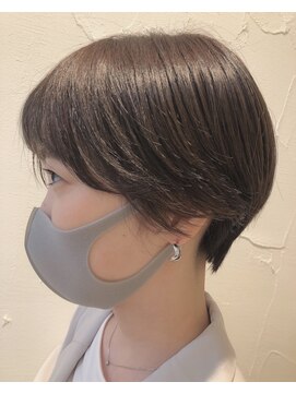 アナザーワールド(ANOTHER WORLD) ハンサムショート　【渡辺まみ】