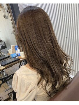 インス(ensue) ensue京都 大人かわいいくすみカラーシークレットハイライト中島