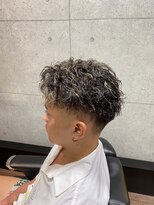 グロウヘアワークス(grow hair works)&nbsp;ツイストパーマ×スキンフェード