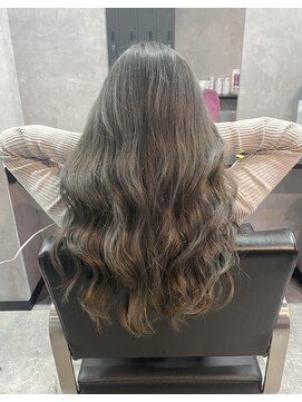 ロイ(ROI) グレージュ