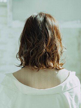 エクファ ヘア リゾート 大津 瀬田店(ex-fa hair resort) 前髪/アンブレラカラー/こなれミディ/イメチェン/ウェーブパーマ