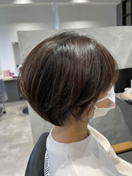 丸みのあるショートボブ