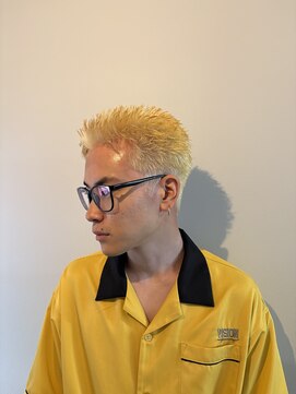 ヴォレ(voler) 金髪/短髪