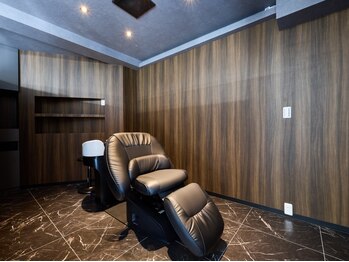 アールフォー 立石(R.4)の写真/落ち着ける空間で、周りを気にせずゆっくりしたい方へ。忙しい日常から解放され日々の疲れを癒しませんか?