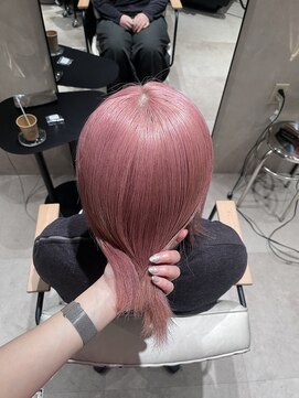 エラ(ere) 春色ハイトーン　1ブリーチピンクカラー　ピンクベージュ