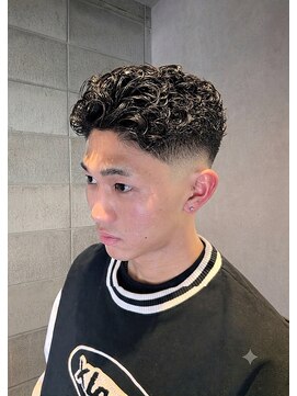 ワンワンオー バーバーショップ コンチネンタル(@110 BARBER SHOP continental) ハードパーマ