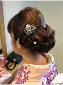 少し下目の流行りのオシャレにアップstyle♪