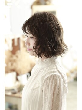 キミ(kimi) 【kimi自由が丘】グレージュ×くしゅっとボブ