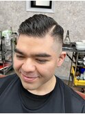 【戸田公園5分/メンズバーバー】コームオーバースキンフェード