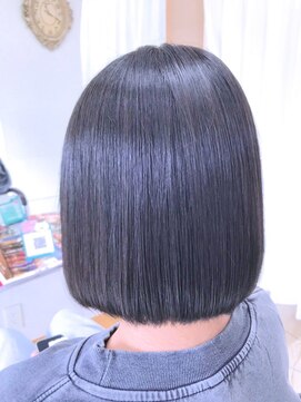 メタ(META) ナチュラルシンプルボブ☆
