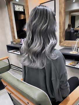 サニー 渋谷(SUNNY) バレイヤージュ、ハイライト、ショコラアッシュ、グレージュ