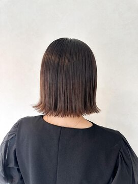ヘアアンドメイク エジェリ(hair&make egerie) 【外ハネ/グレージュ/切りっぱなしボブ/20代/30代/40代/50代】