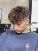 スペインカール 刈り上げ眉カットツイストスパイラルパーマ