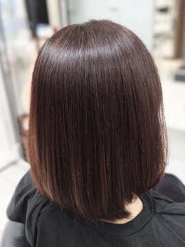 ヘアースタジオ ジェイワン(hair studio J ONE) 20代30代40代50代カラー毛 ミディアムボブ エアーストレート