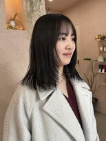 トリコ 柏(tricot)&nbsp;ミディアムウルフ/レイヤーカット/顔まわりレイヤー