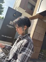 コスアンドコウ 横浜山下(Cos&Co.)&nbsp;center part × skin fade