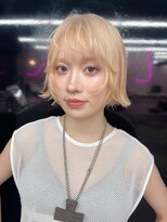 キジ(KIJI)&nbsp;レイヤーボブ/ホワイトカラー/ホワイトミルクティー/ハイトーン