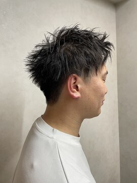 MEN’S HAIR/サーフカール/刈り上げセンターパート/千葉駅