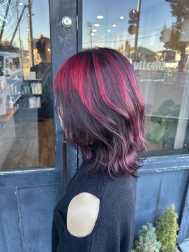 【個性派カラー】レッド系アンブレラカラー×ネオウルフスタイル