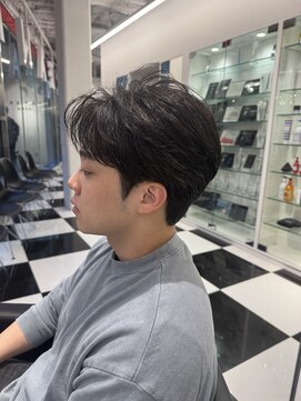 オーシャントーキョー(OCEAN TOKYO) 韓国マッシュフェザーパーマニュアンスパーマセンターパート黒髪